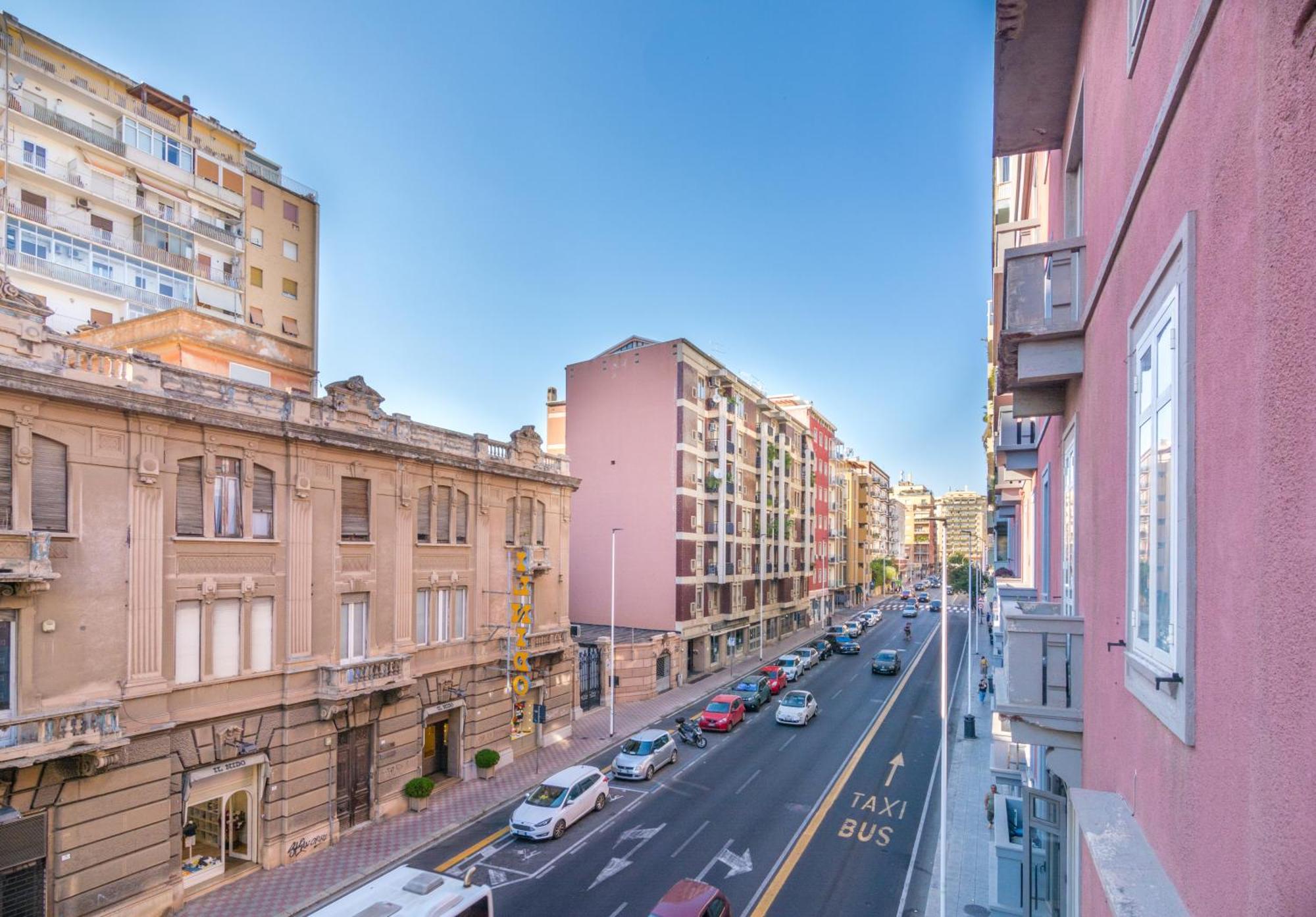 Sunscape Rooms Cagliari City Center Экстерьер фото